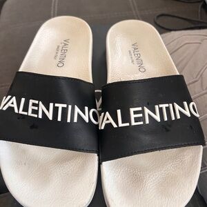 Valentino Slides, size 7